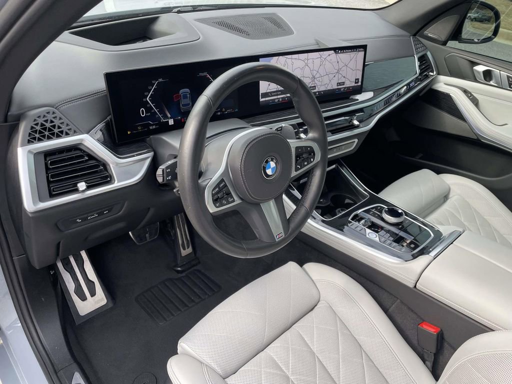 Used 2024 BMW X5 sDrive40i image 18