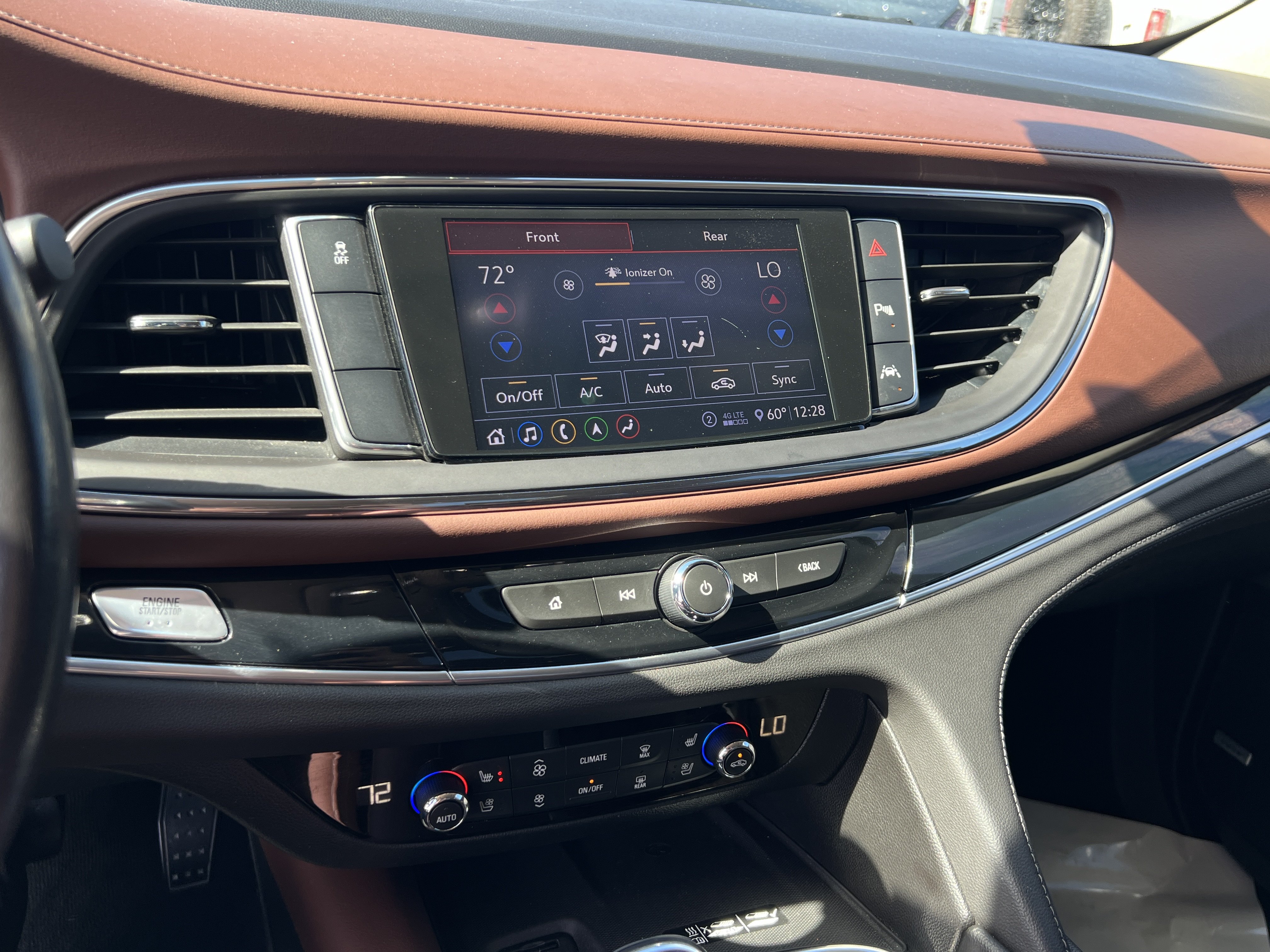 Used 2020 Buick Enclave Avenir FWD image 21