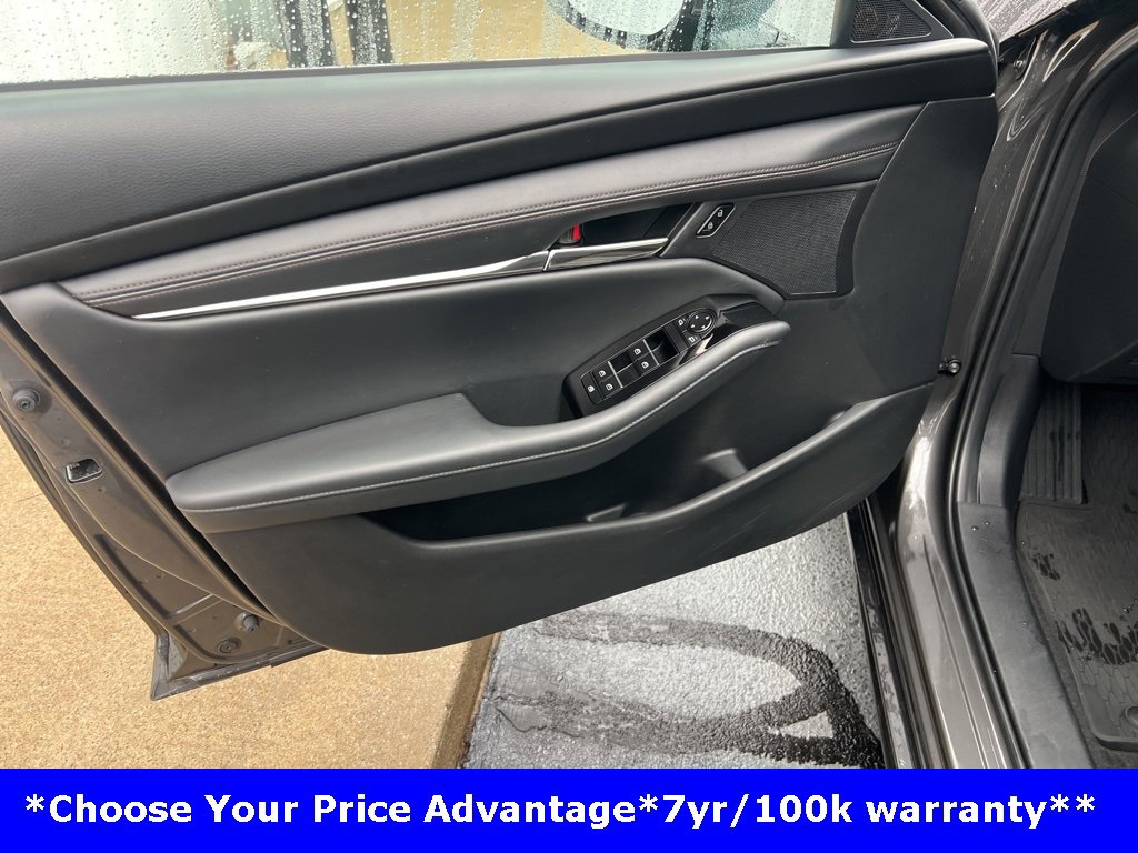 Used 2021 MAZDA MAZDA3 s image 31