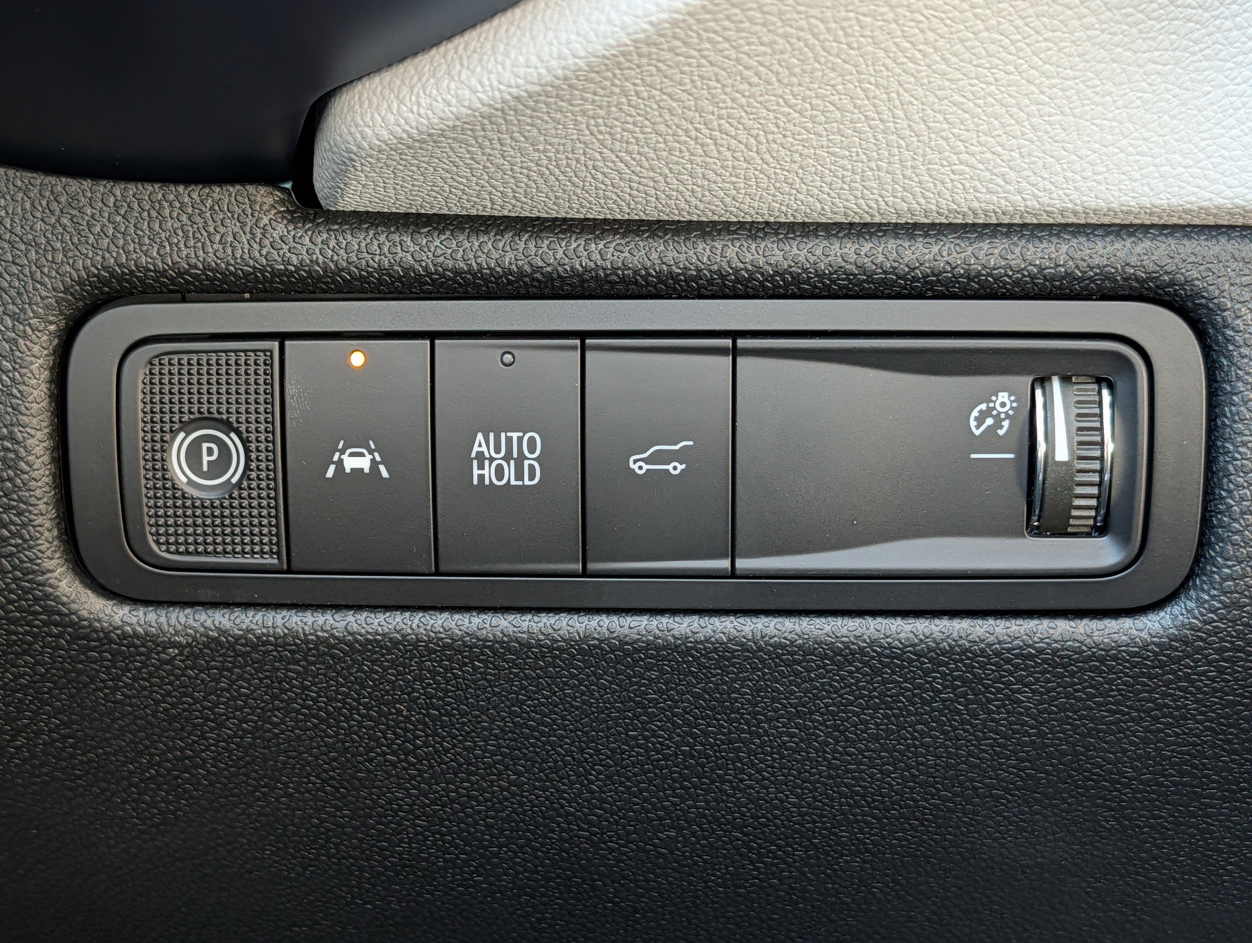 New 2026 Chevrolet Equinox EV LT AWD/4WD image 13