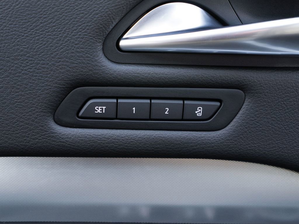 Used 2021 Cadillac XT4 Premium Luxury w/ Cold Weather Package image 22