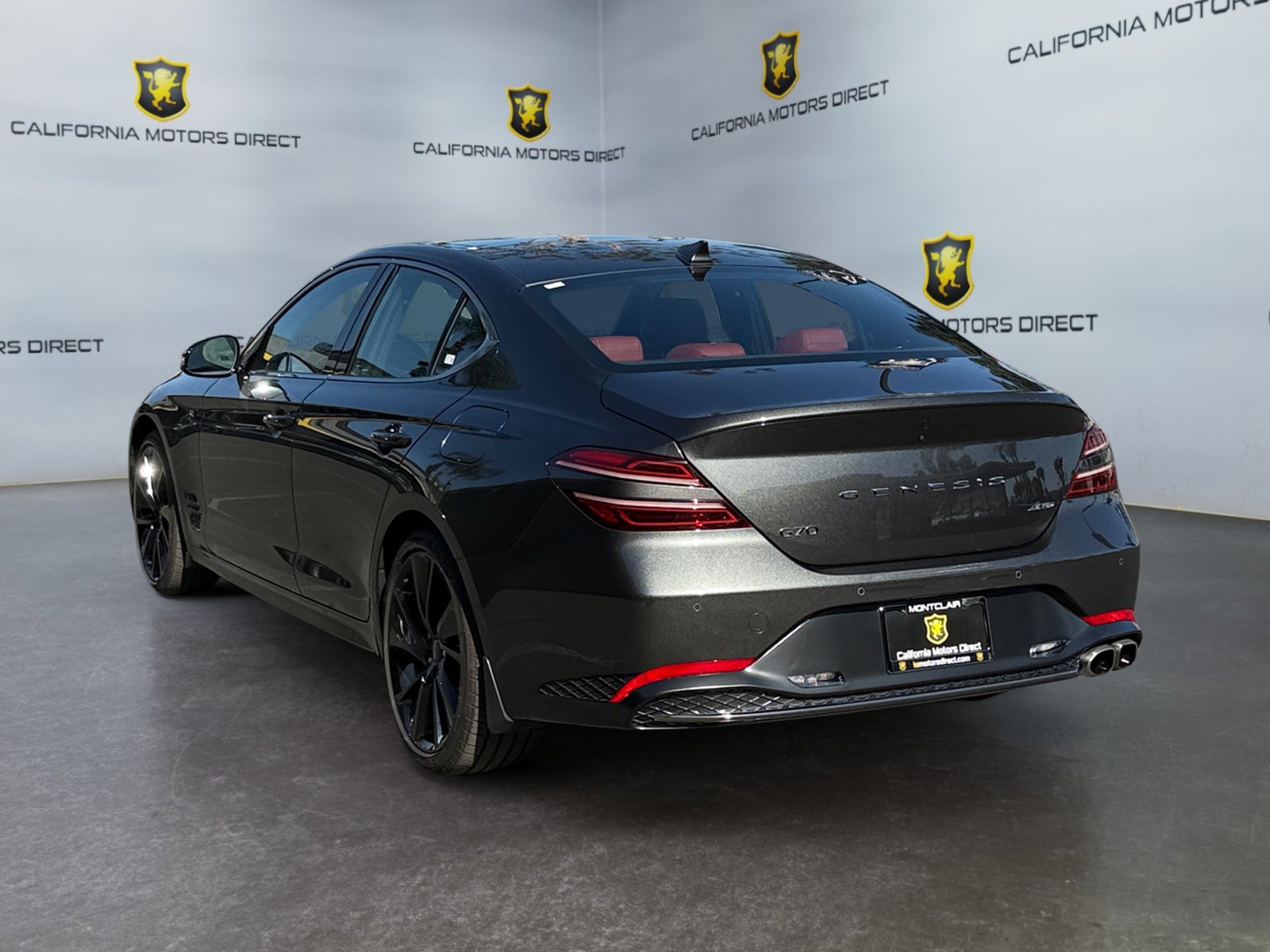 Used 2023 Genesis G70 2.0T w/ Sport Prestige Package image 3