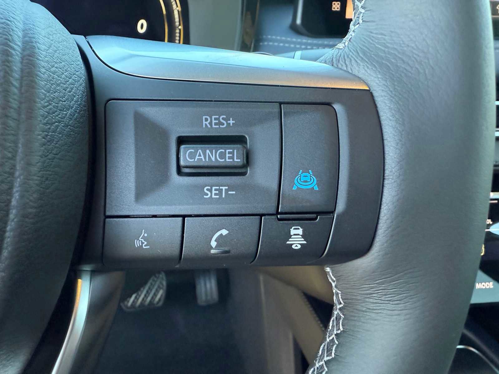 New 2026 INFINITI QX60 Sport w/ Dark Cargo Package image 15