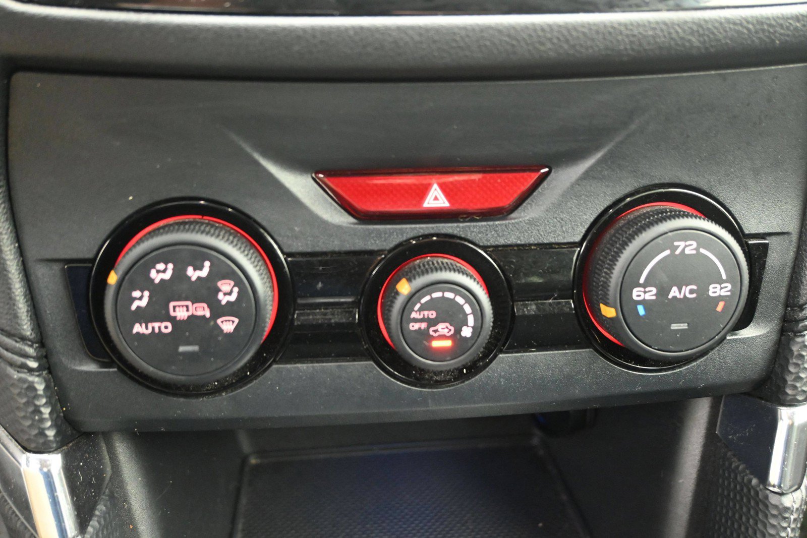 Used 2024 Subaru Forester Premium AWD/4WD image 16