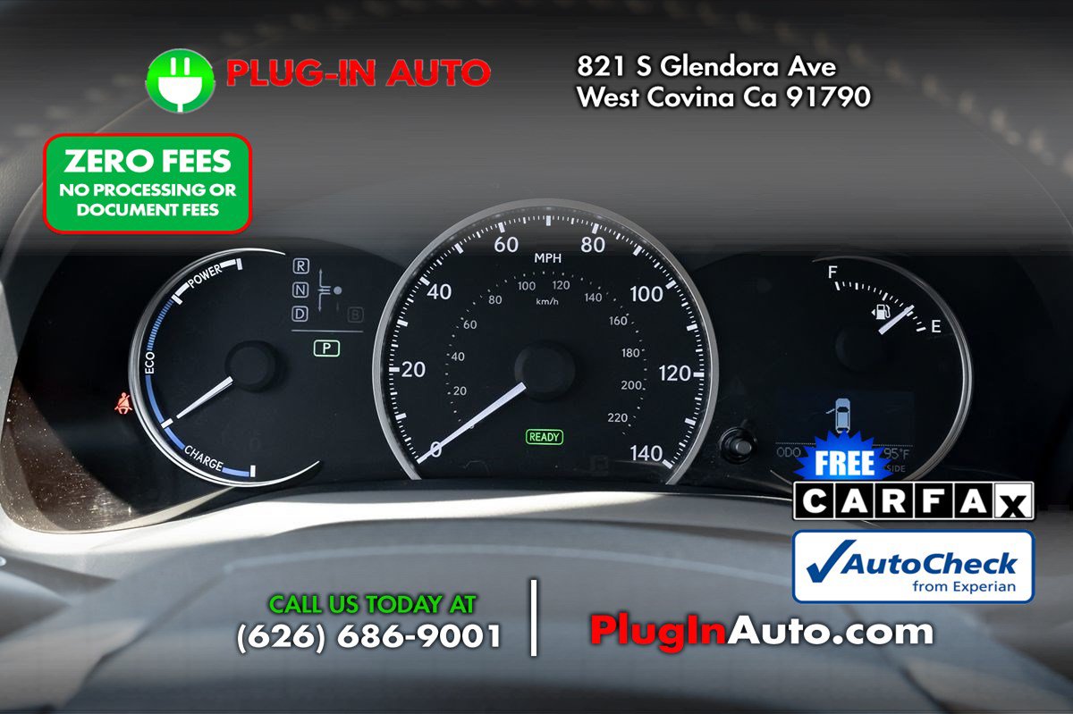 Used 2015 Lexus CT 200h FWD image 19
