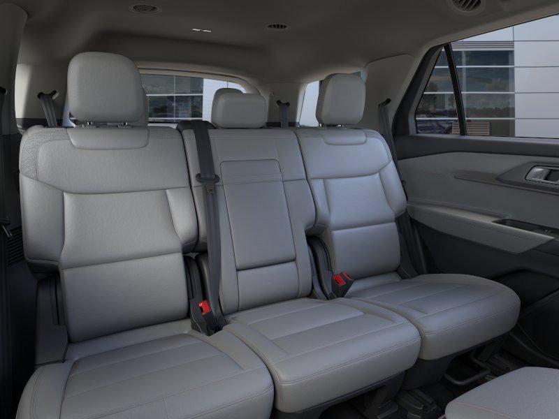 New 2026 Ford Explorer Active w/ Active Comfort Package AWD/4WD image 12
