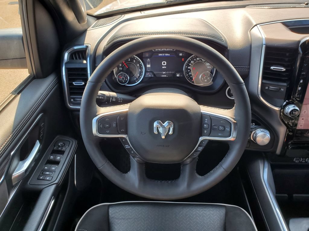 Used 2025 RAM 1500 Laramie w/ Sport Appearance Package AWD/4WD image 14