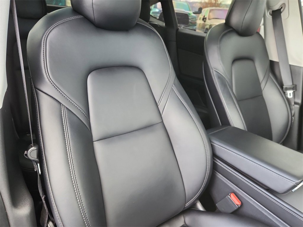 Used 2021 Tesla Model Y Long Range image 17