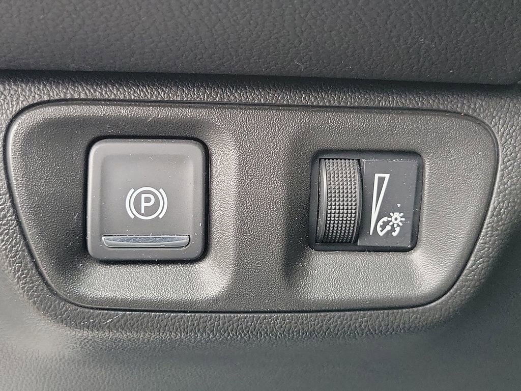 Used 2023 GMC Acadia SLT image 22