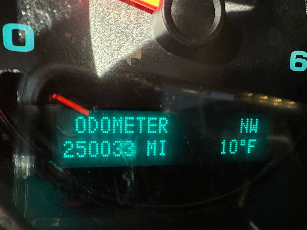 Used 2012 Chevrolet Silverado 2500 LT w/ Interior Plus Package image 6