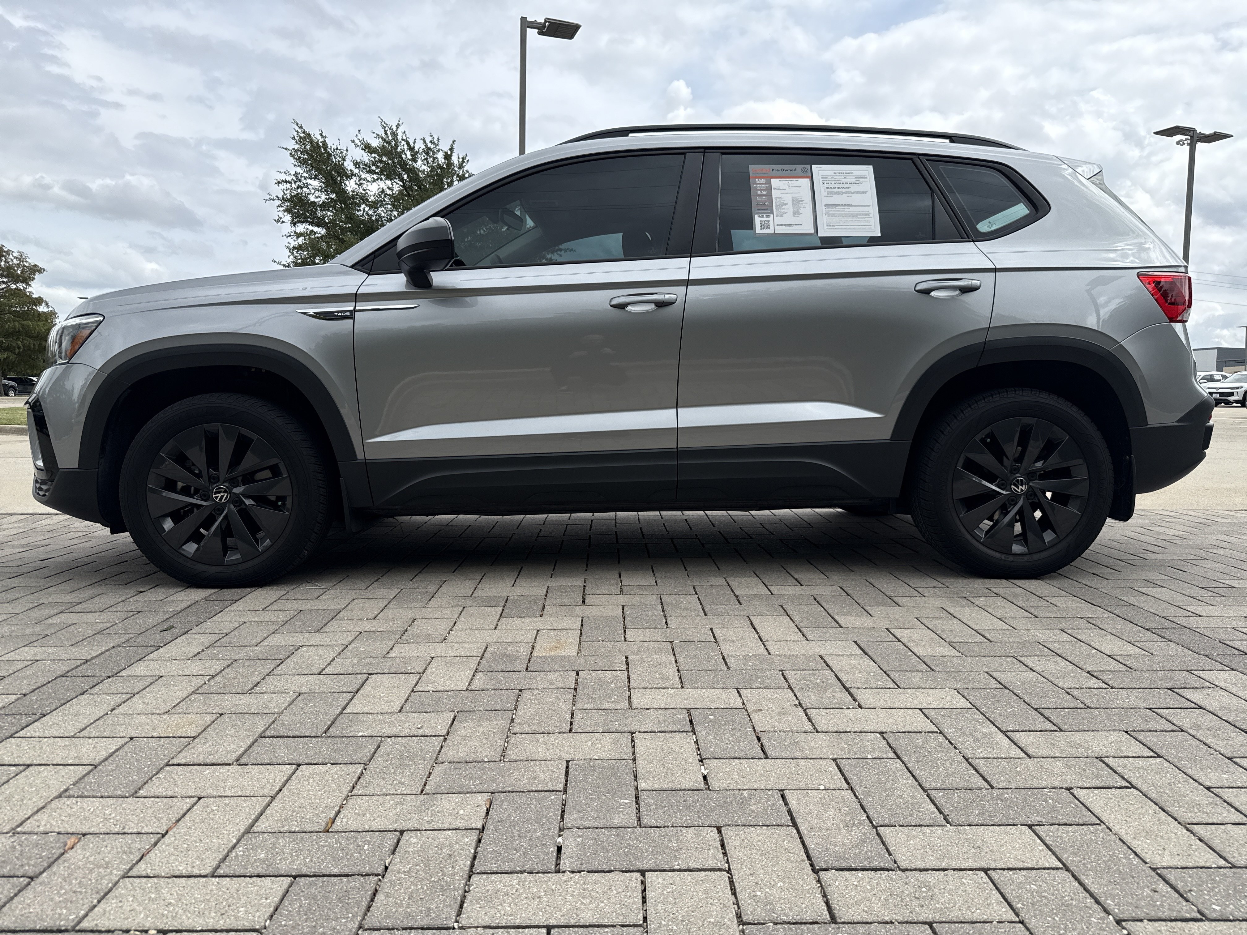 Certified 2023 Volkswagen Taos S FWD image 6