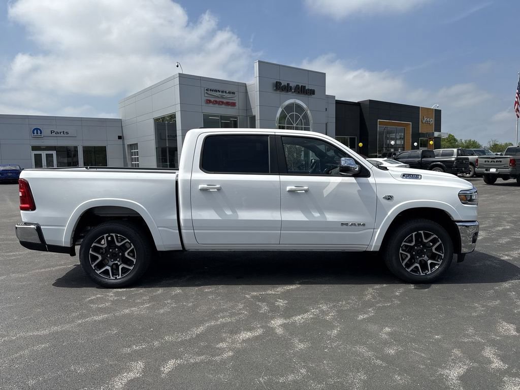 New 2026 RAM 1500 Laramie AWD/4WD image 14