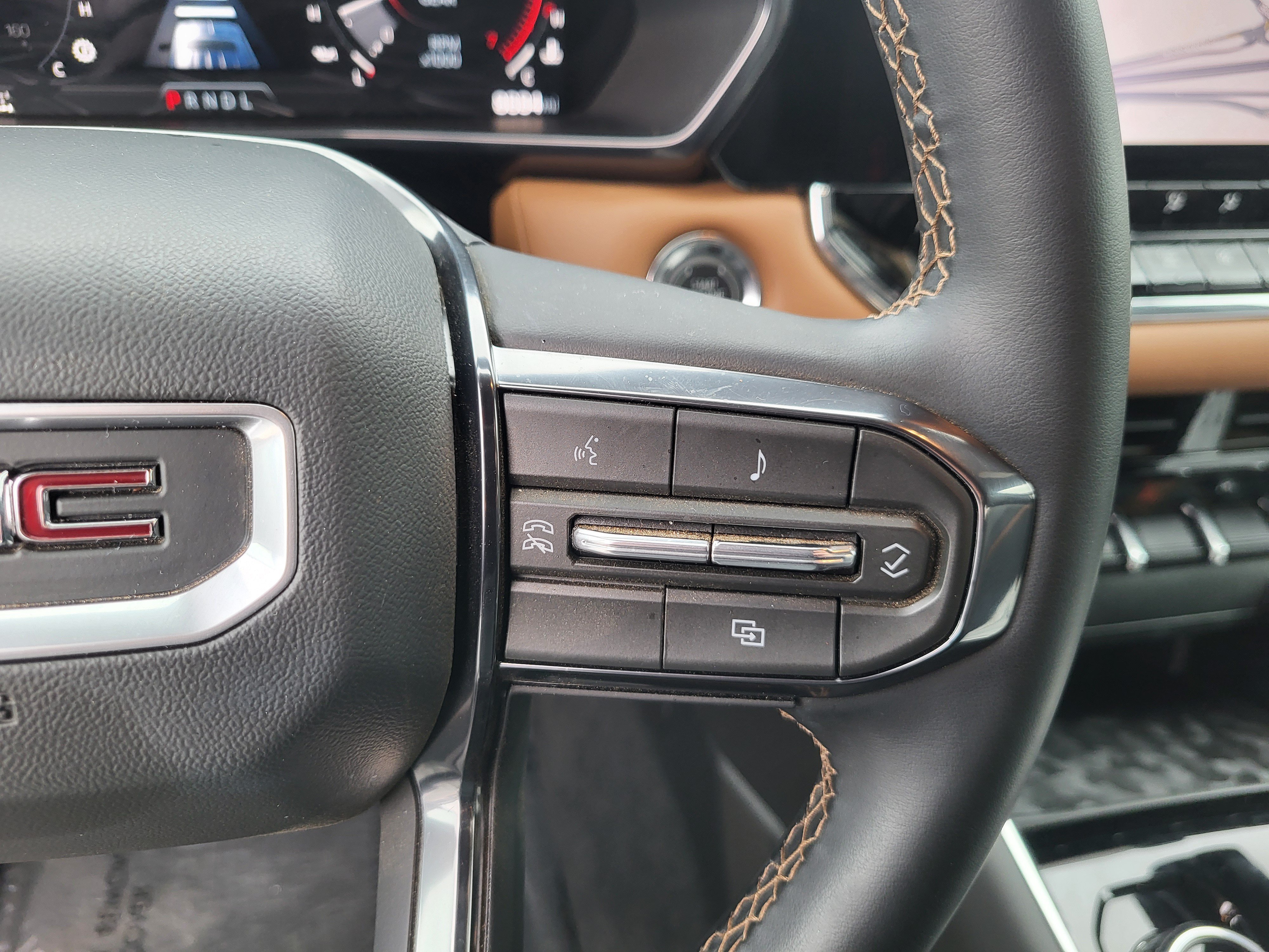 Used 2026 GMC Canyon AT4 AWD/4WD image 28