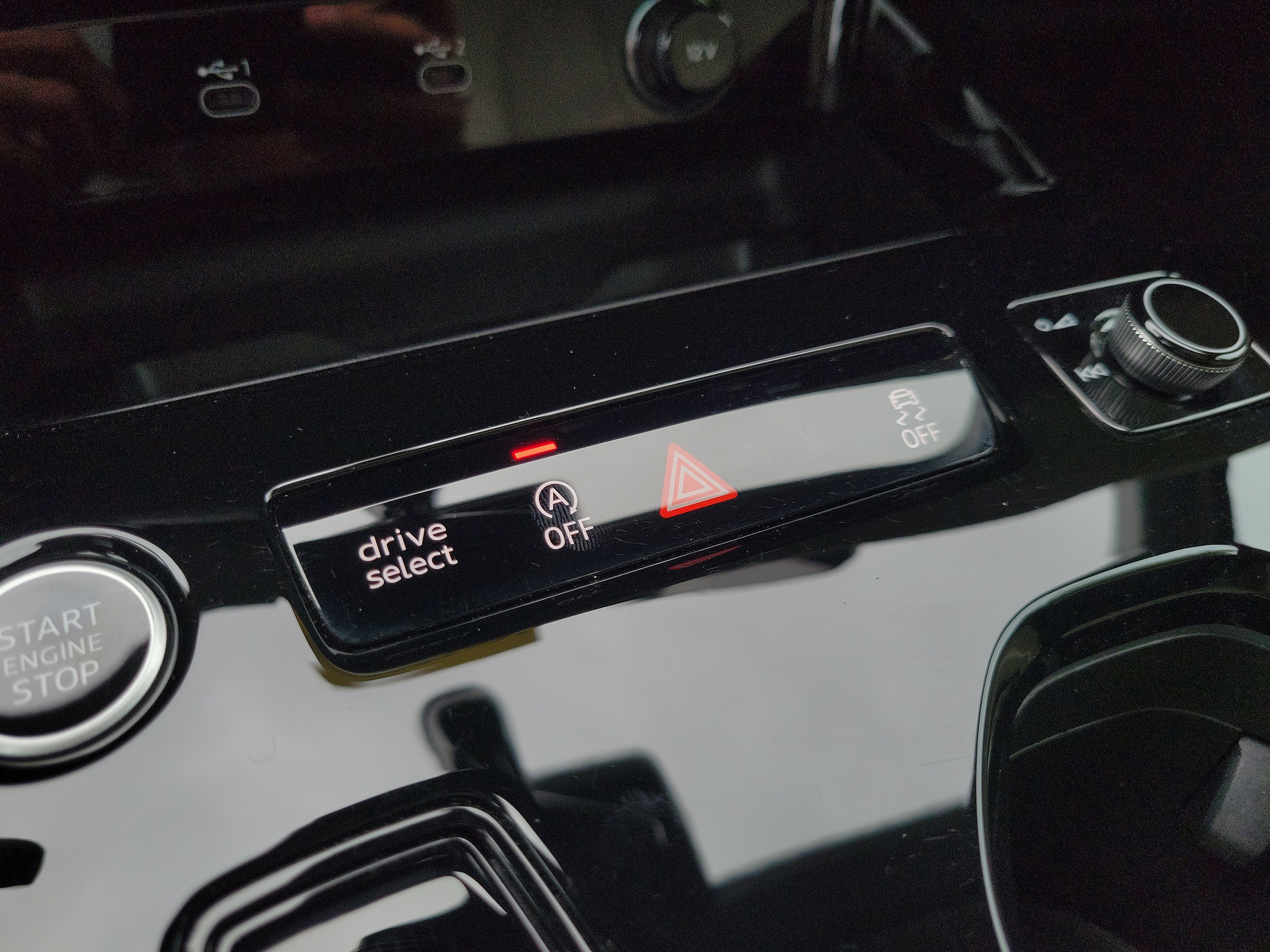 Used 2025 Audi A5 2.0T Premium Plus w/ Premium Plus image 27