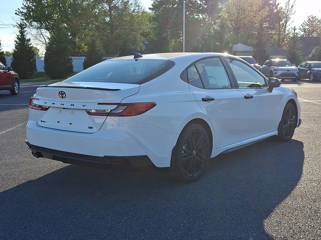 New 2026 Toyota Camry Hybrid FWD image 6