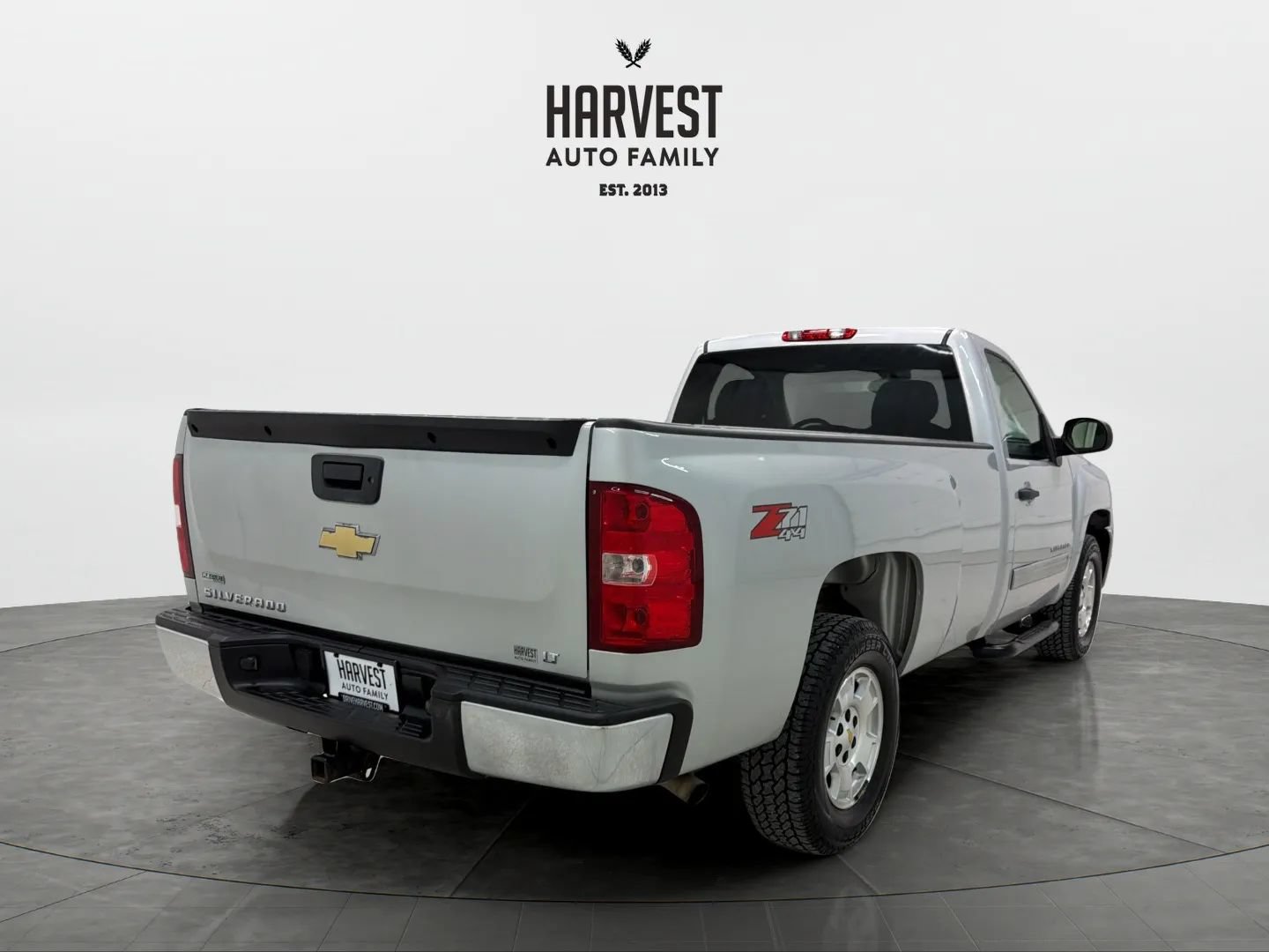 Used 2011 Chevrolet Silverado 1500 LT w/ Interior Plus Package AWD/4WD image 5