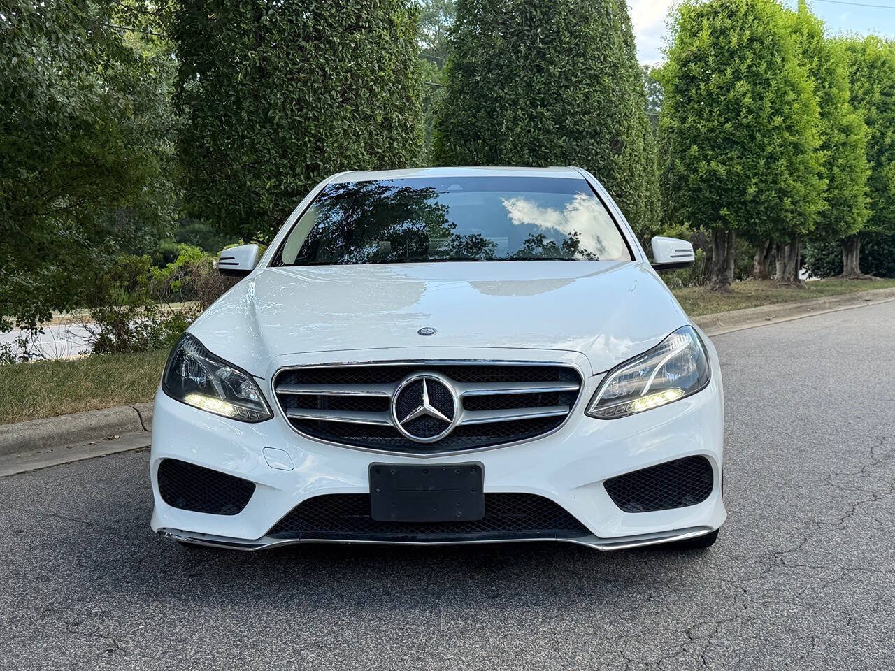 Used 2014 Mercedes-Benz E 350 4MATIC Sedan w/ Premium 1 Package image 6