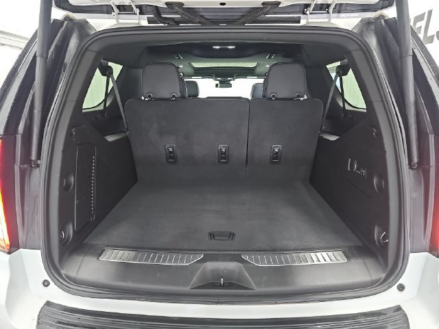 Used 2024 Chevrolet Suburban RST w/ Luxury Package AWD/4WD image 20