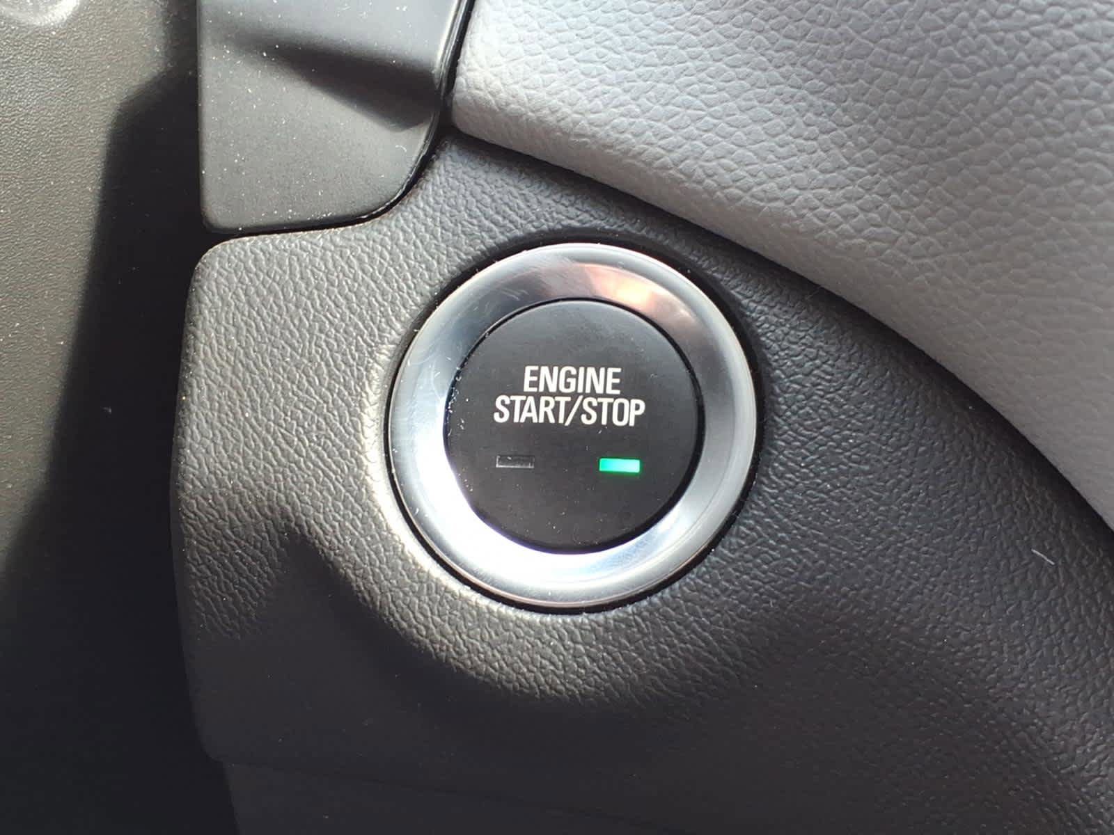 Used 2023 Chevrolet Equinox LS w/ LS Convenience Package FWD image 19