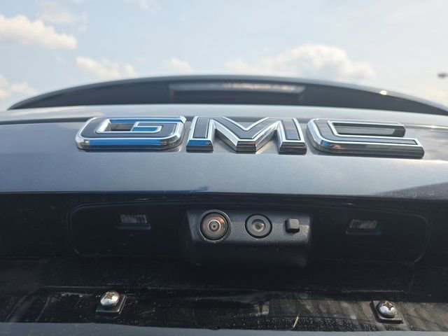 Used 2023 GMC Yukon Denali Ultimate image 16