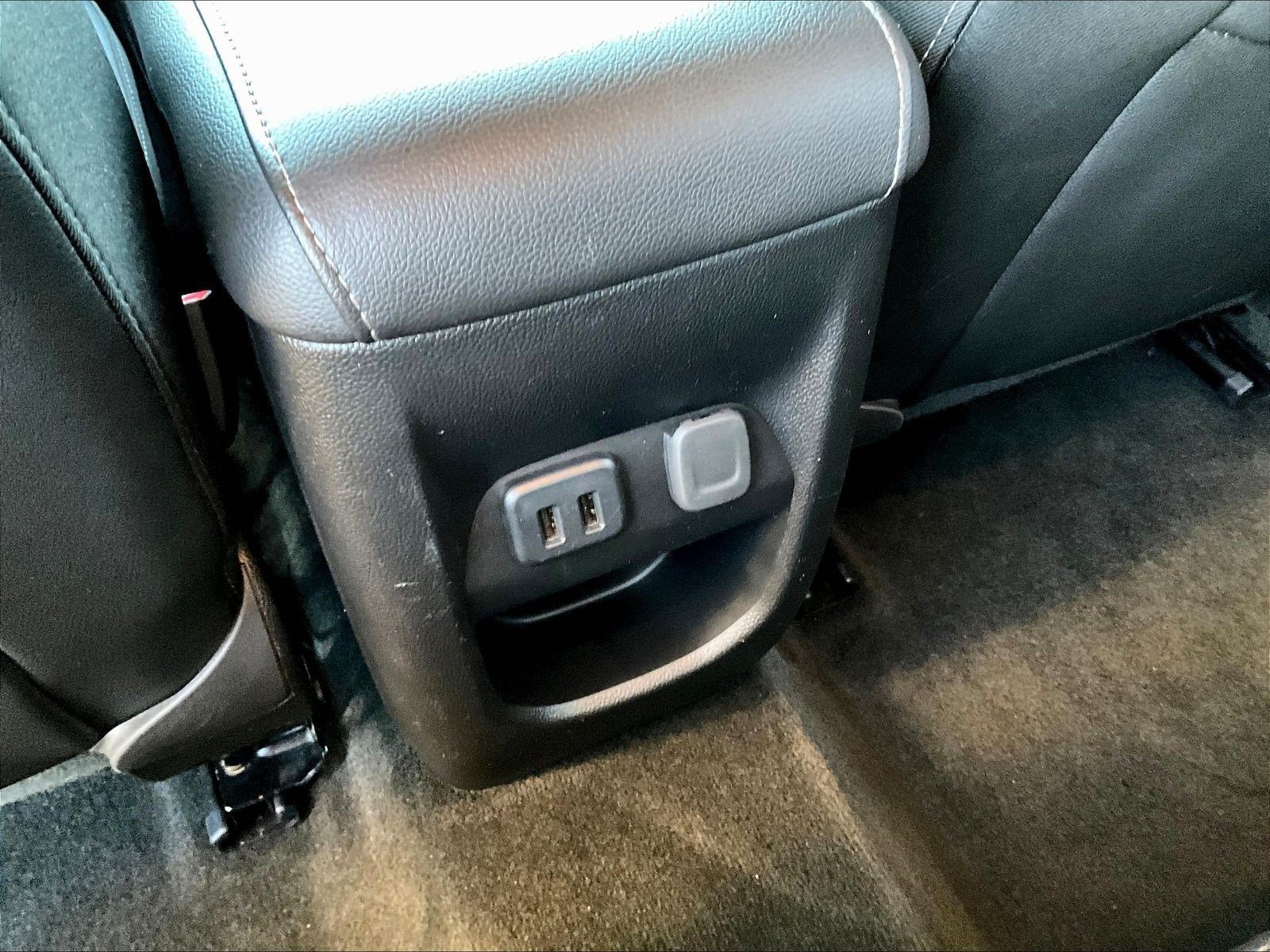 Used 2018 Chevrolet Colorado ZR2 w/ LPO, Door Decal Package AWD/4WD image 10