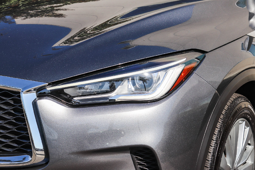Certified 2023 INFINITI QX50 Luxe FWD image 4
