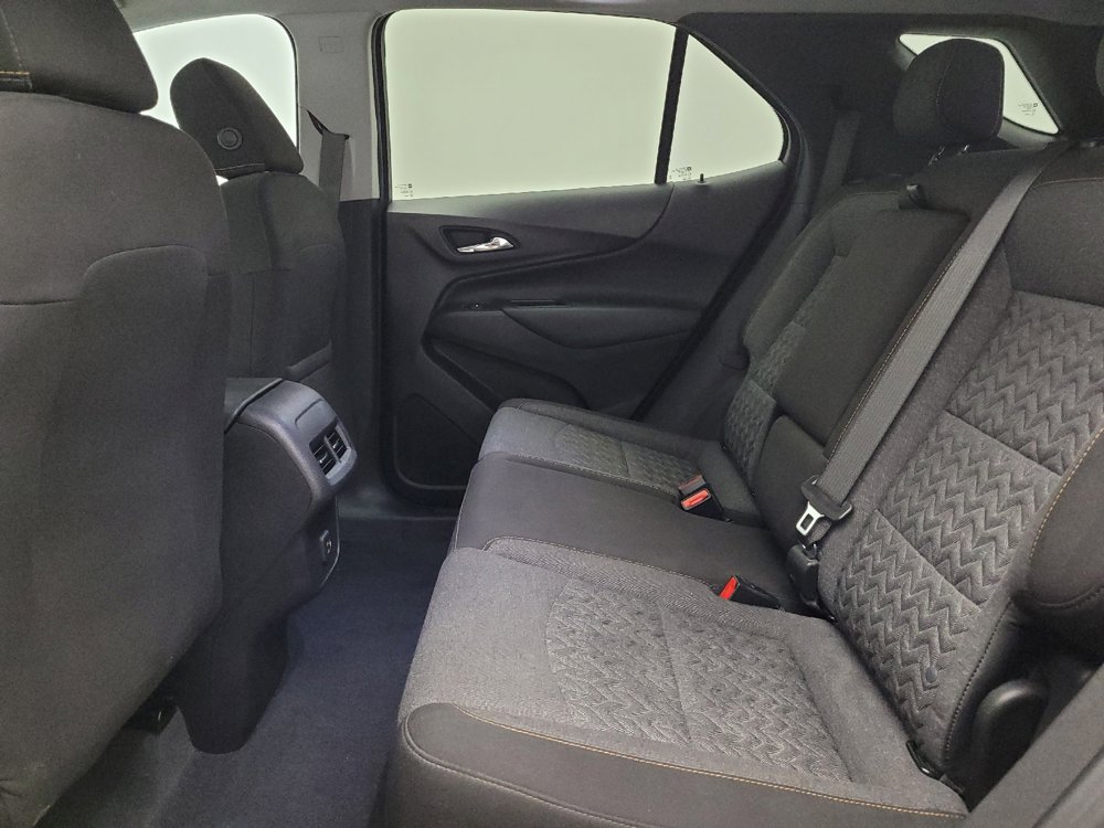 Used 2022 Chevrolet Equinox LT w/ Driver Convenience Package AWD/4WD image 18