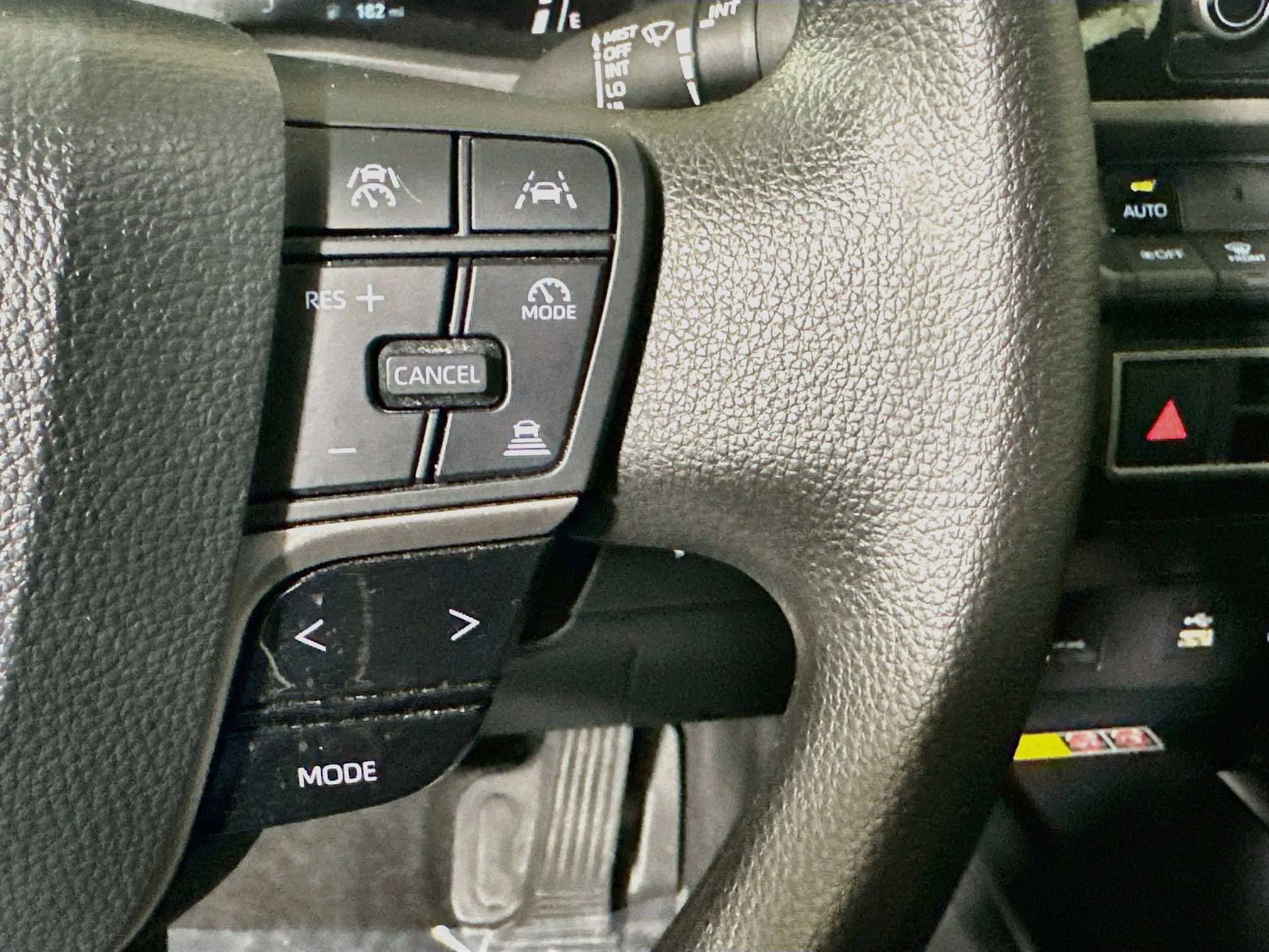 Used 2025 Toyota Camry LE w/ Convenience Package FWD image 17