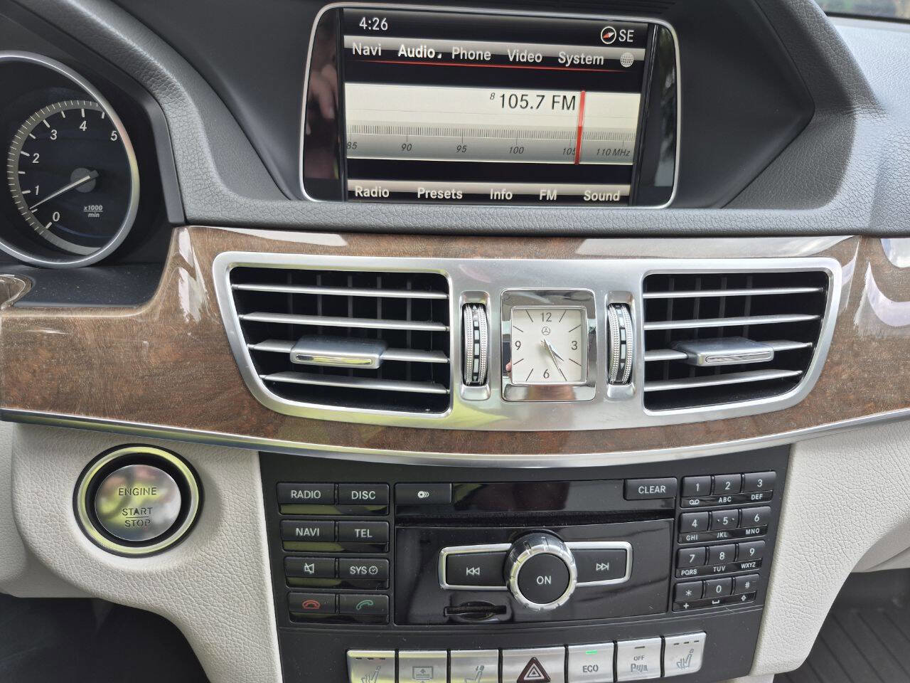 Used 2014 Mercedes-Benz E 350 Sedan image 26