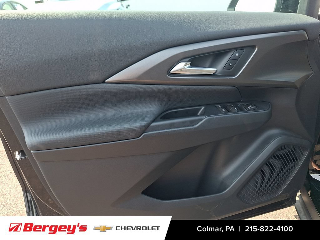 Certified 2026 Chevrolet Equinox EV LT w/ Comfort Package AWD/4WD image 14