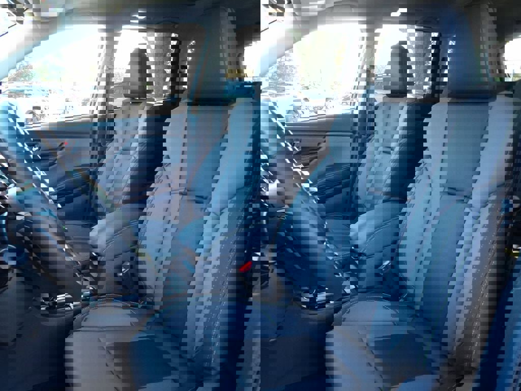 Used 2025 Subaru Ascent Onyx Edition w/ Onyx Package image 13