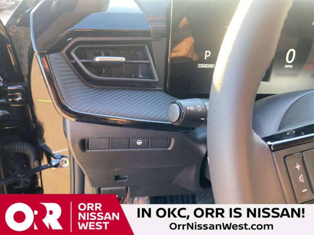New 2026 Nissan Kicks SR w/ Cold Weather Package AWD/4WD image 28