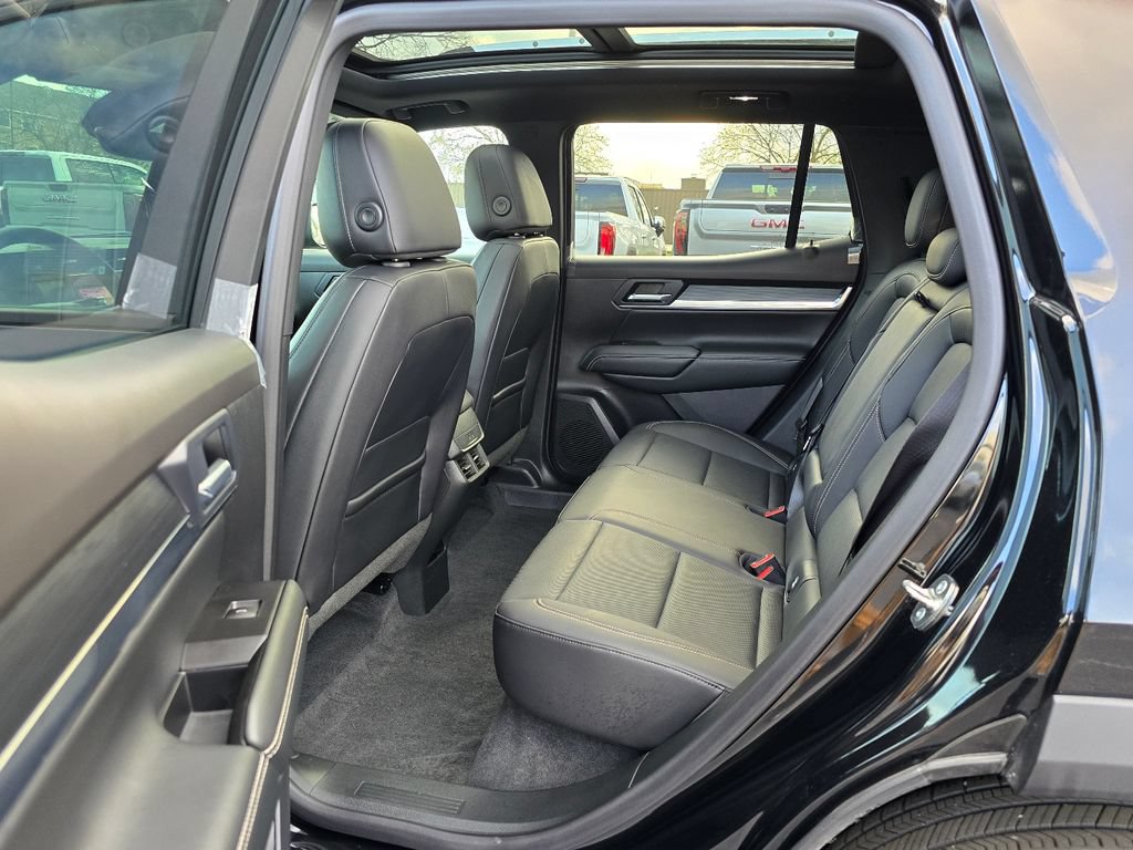 New 2026 GMC Terrain Elevation w/ Elevation Premium Package AWD/4WD image 26