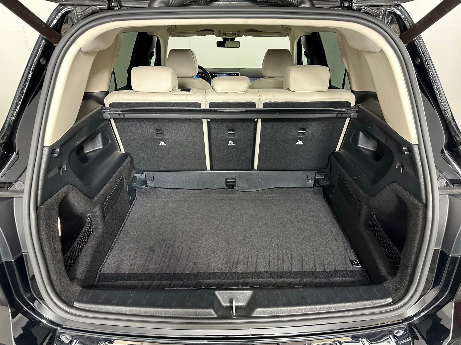 Used 2020 Mercedes-Benz GLB 250 GLB 250 image 26