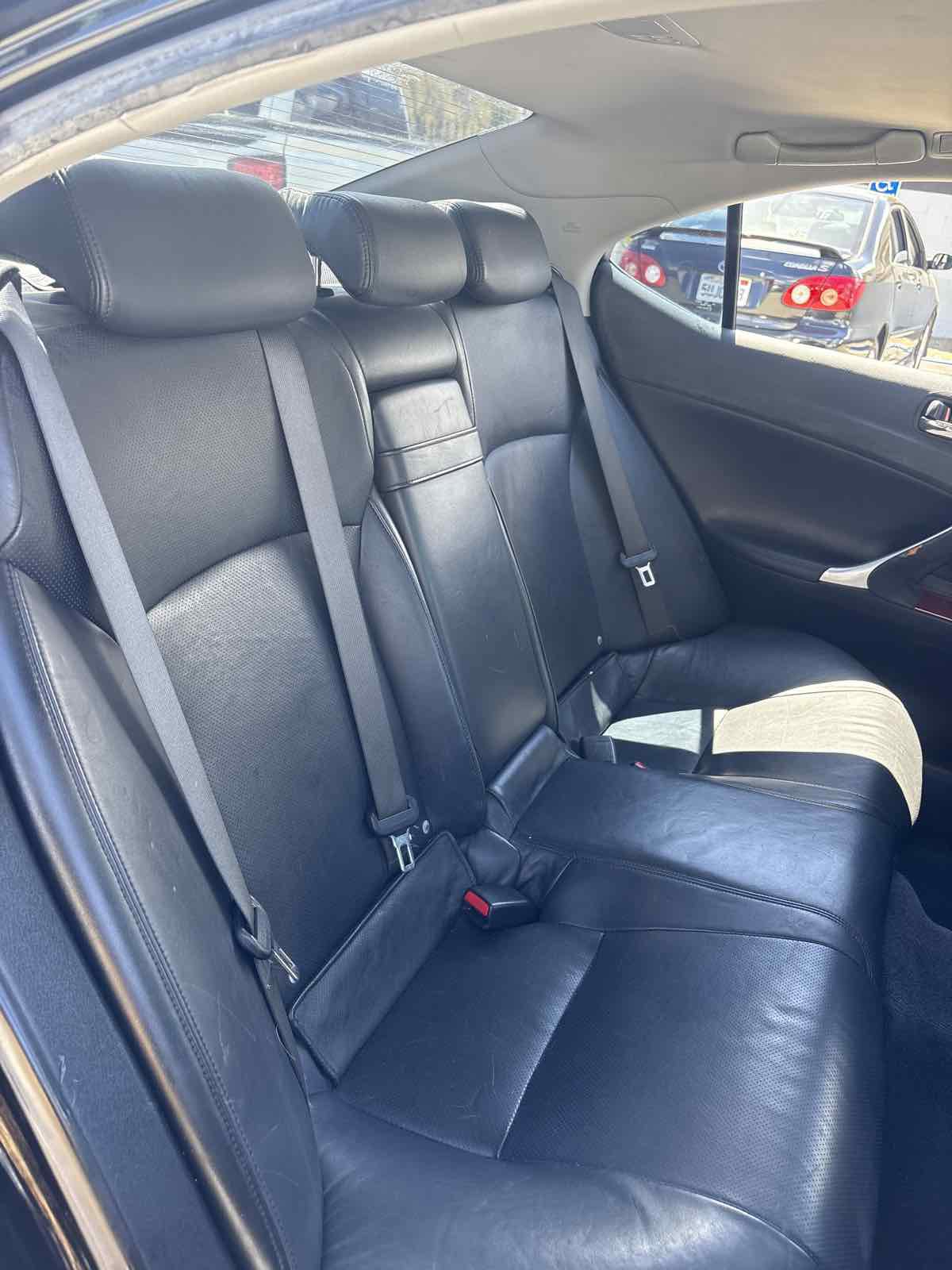 Used 2008 Lexus IS 350 RWD image 12