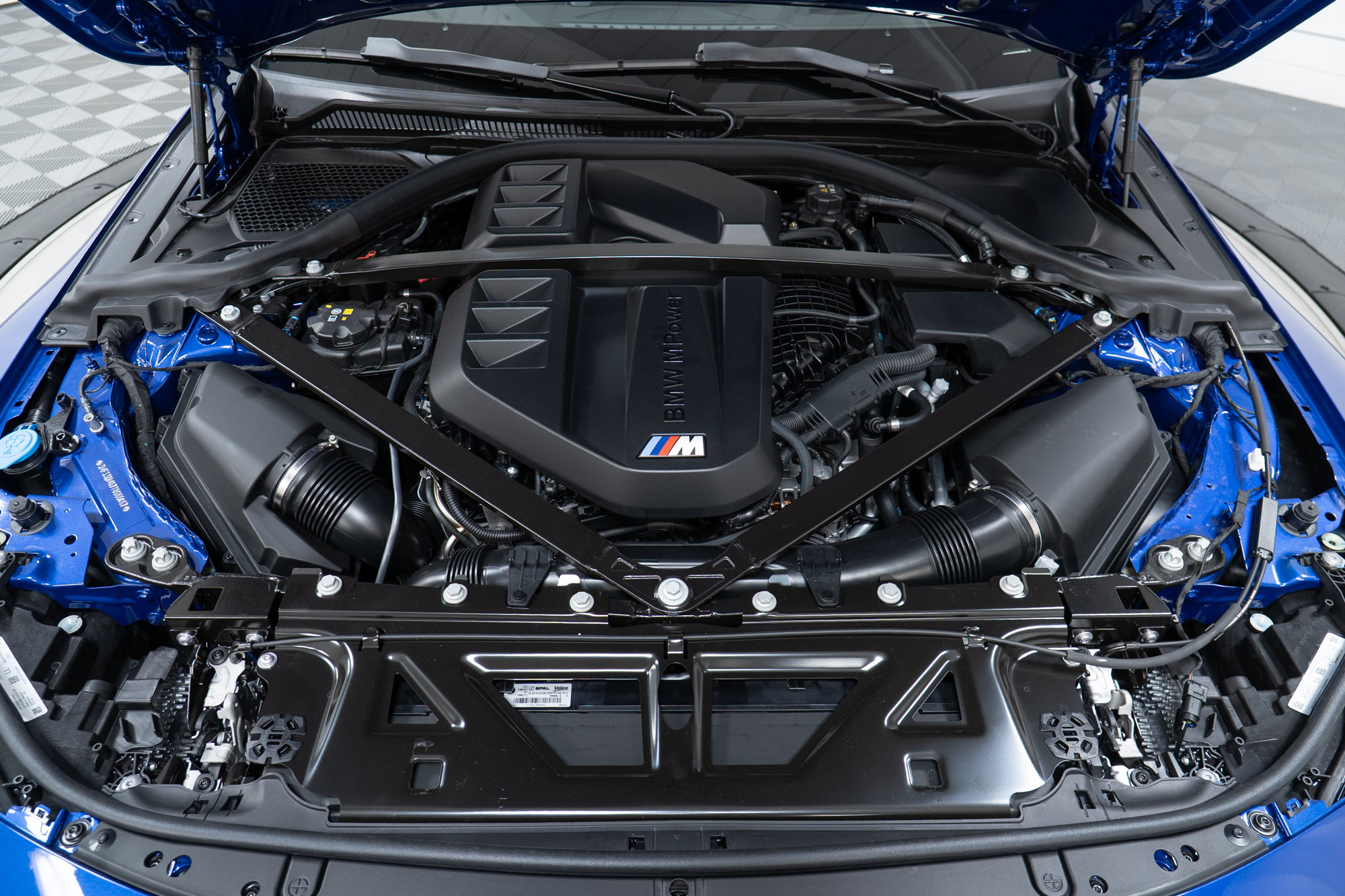 Used 2026 BMW M2 CS RWD image 9