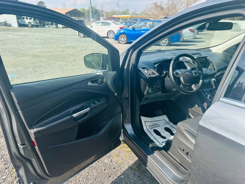 Used 2014 Ford Escape Titanium w/ Equipment Group 401A image 16