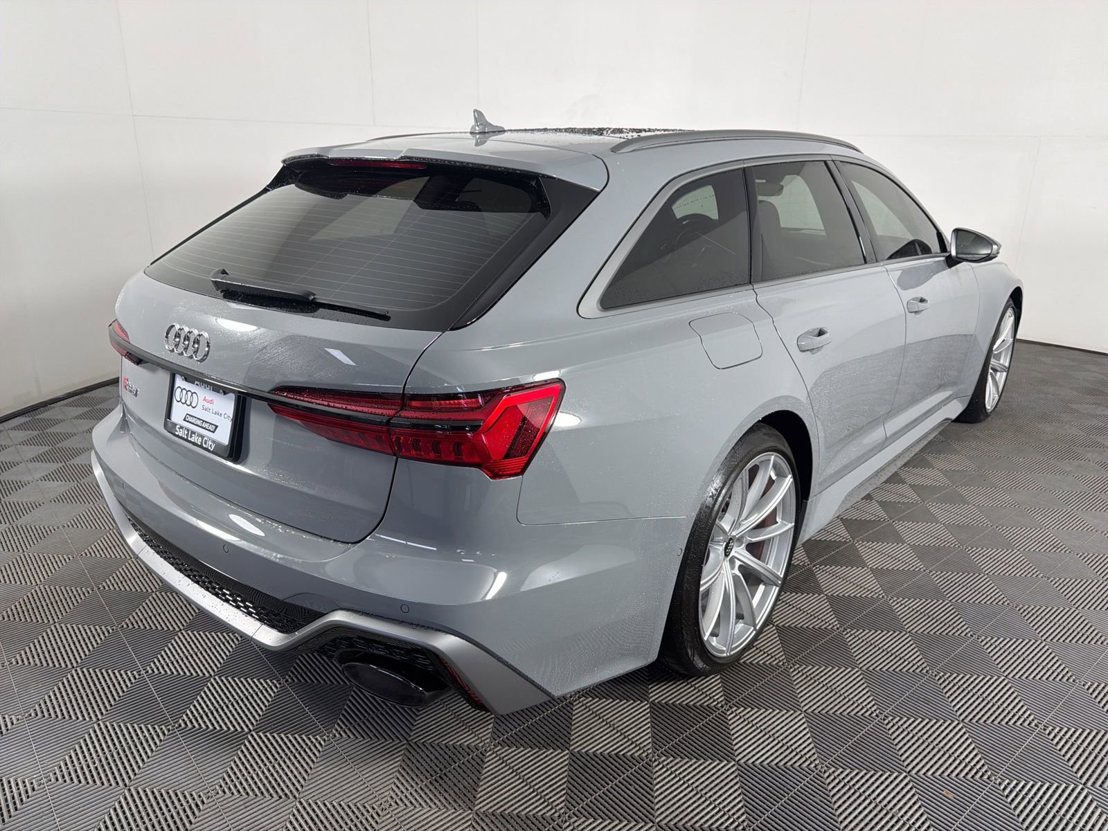 New 2026 Audi RS 6 performance image 6