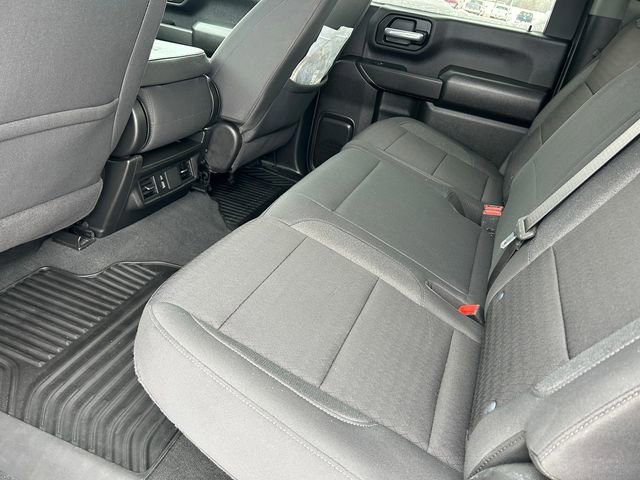 Used 2025 Chevrolet Silverado 2500 Custom w/ Custom Value Package image 12