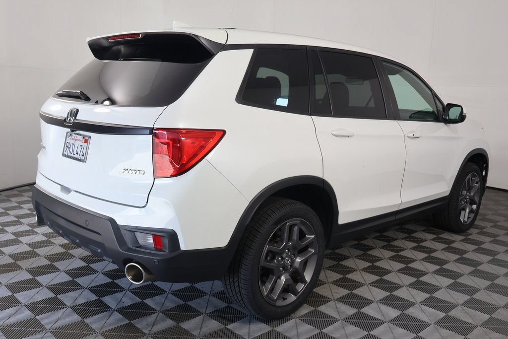 Used 2023 Honda Passport EX-L image 4