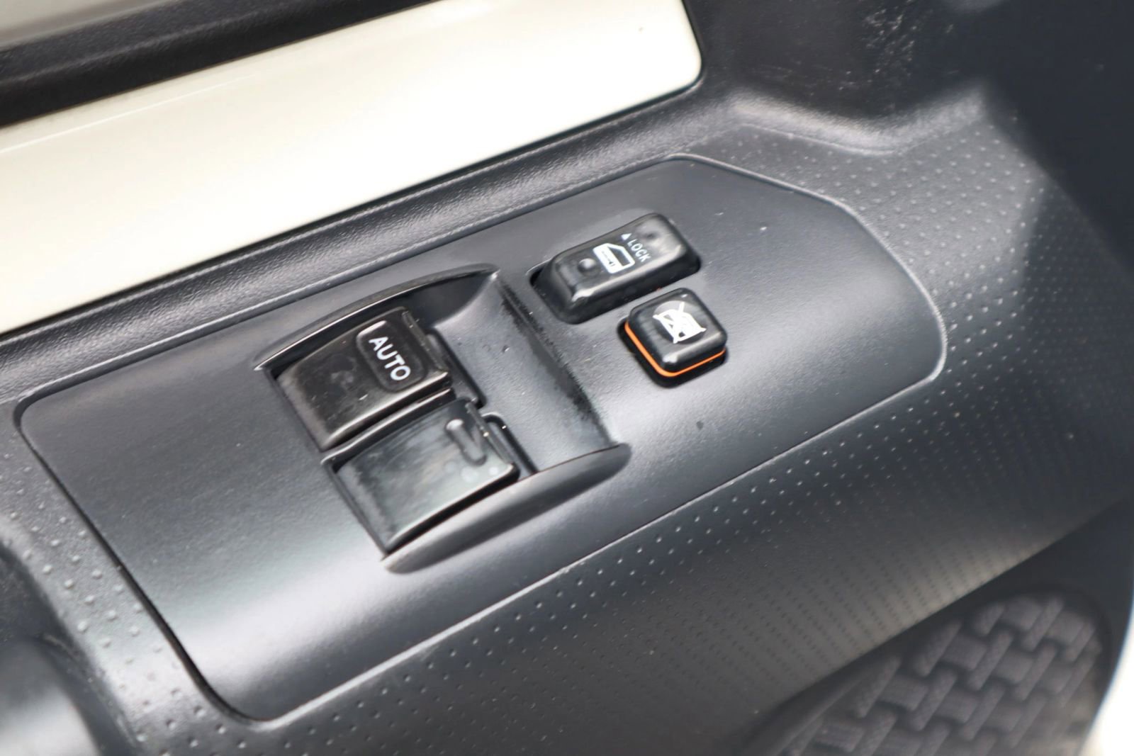 Used 2010 Toyota FJ Cruiser 4WD image 27