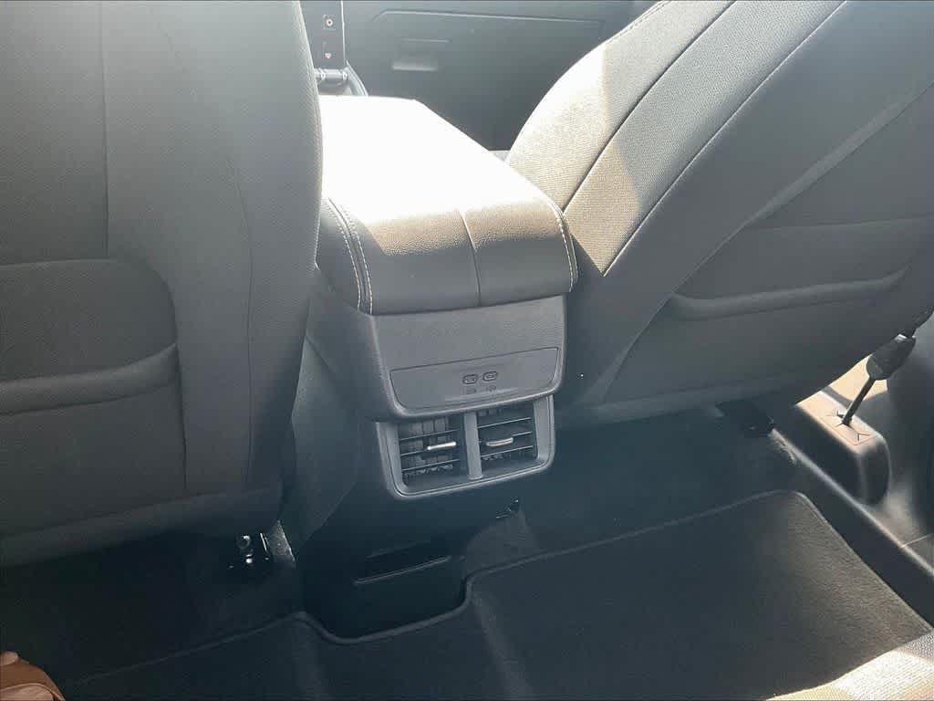 Used 2025 GMC Terrain Elevation AWD/4WD image 12