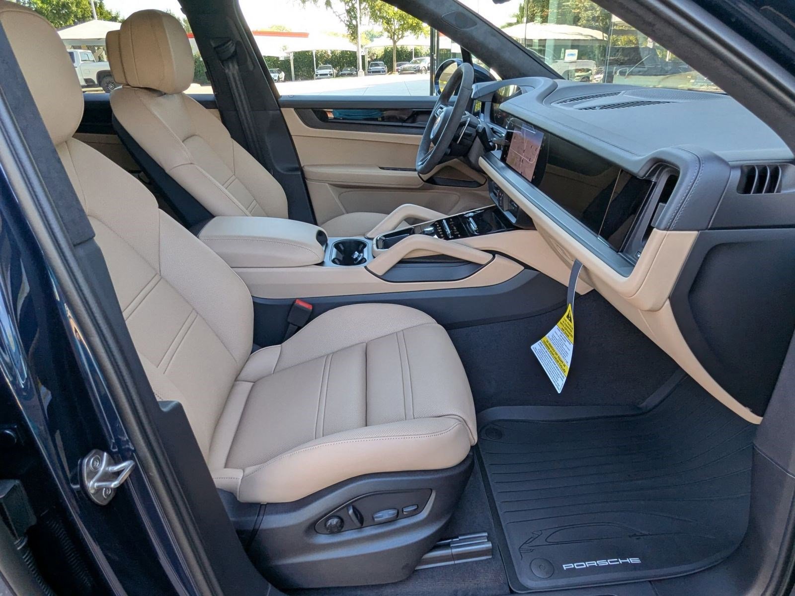 New 2026 Porsche Cayenne GTS image 24