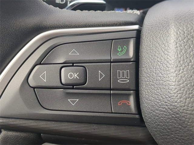 New 2025 Jeep Grand Cherokee Altitude image 24