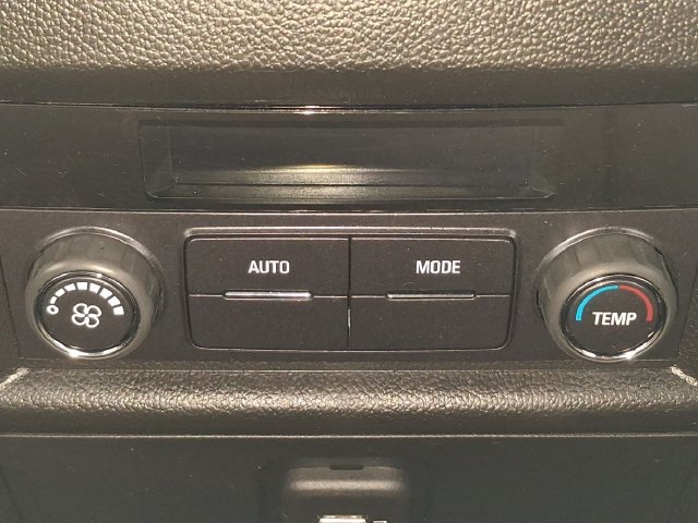 Used 2024 Chevrolet Traverse LS FWD image 35