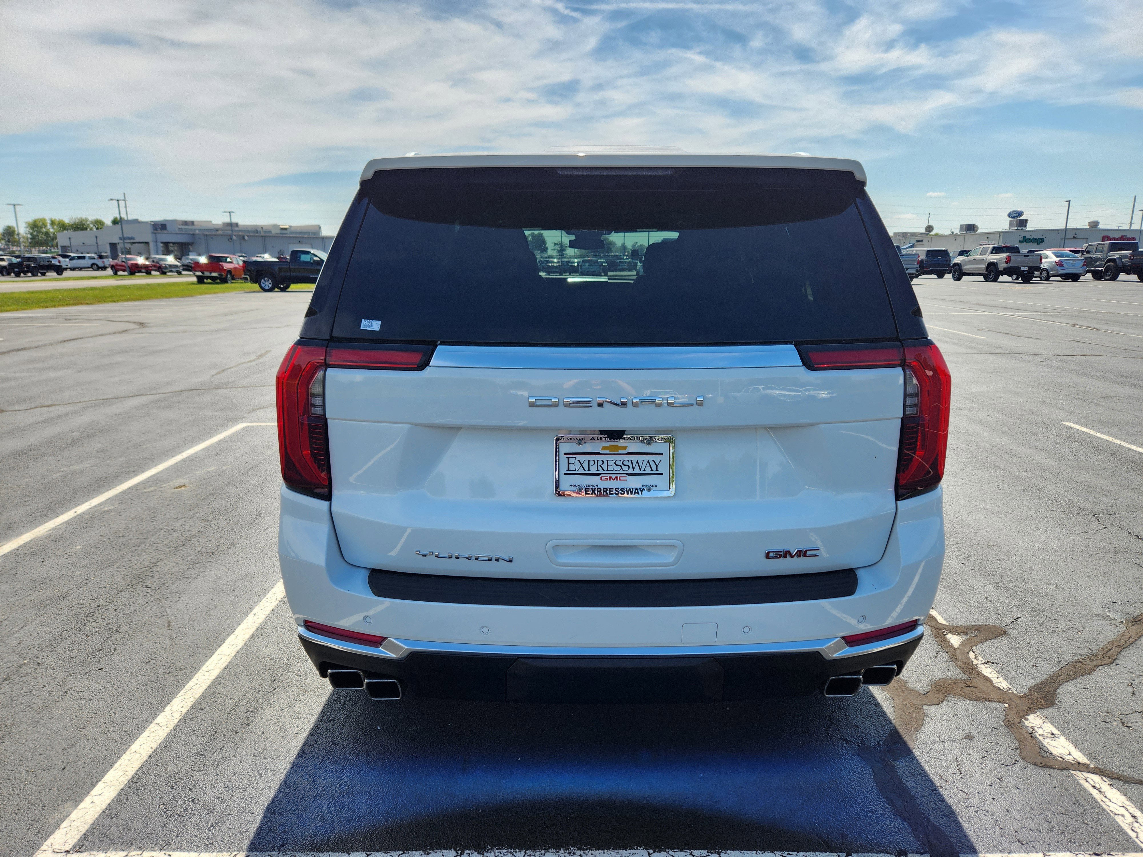New 2026 GMC Yukon XL Denali image 4