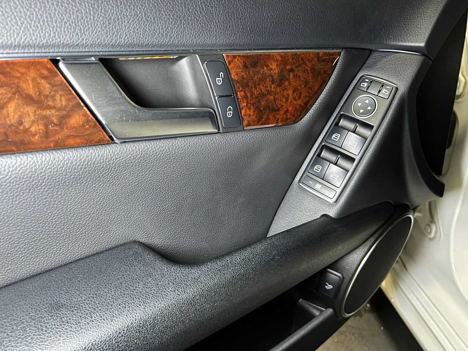 Used 2014 Mercedes-Benz C 250 Sedan image 20