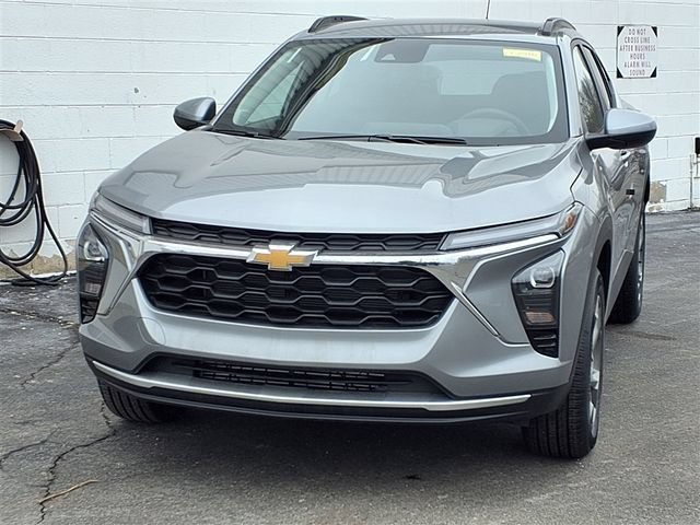New 2026 Chevrolet Trax LT w/ LT Convenience Package FWD image 22