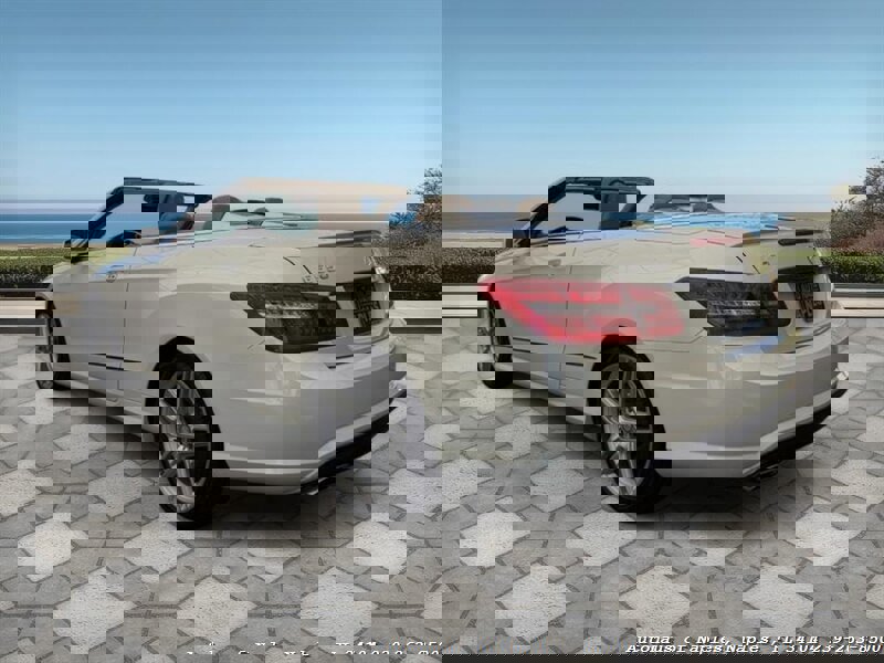 Used 2011 Mercedes-Benz E 550 Cabriolet image 8