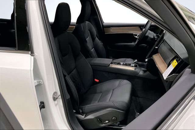 New 2026 Volvo XC90 B6 Plus w/ Protection Package Premier image 12